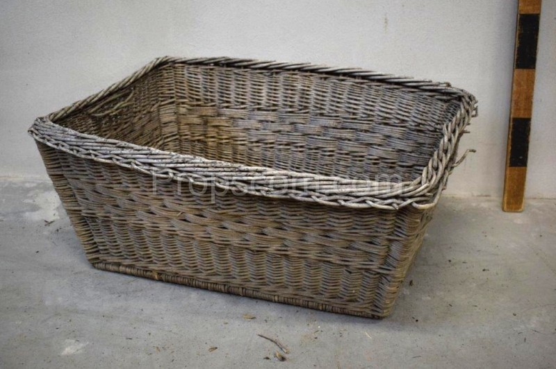 Wicker basket