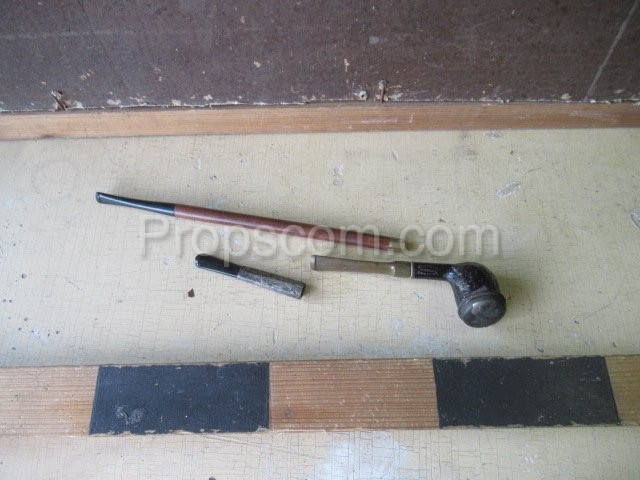 Pipe, cigarette lighter