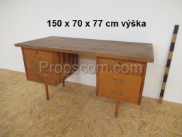 Brauner Schreibtisch