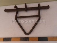 Iron hanger