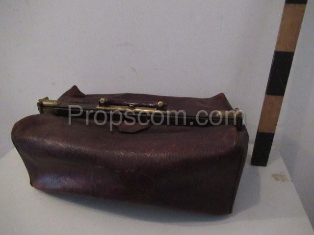 Leather bag