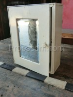 White hanging cabinet with mirror