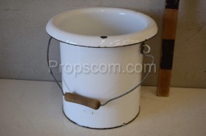 A small bucket