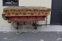 Carriage for puppet theater