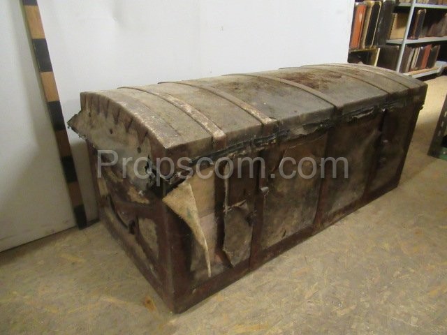 Ship's trunk XLIV.