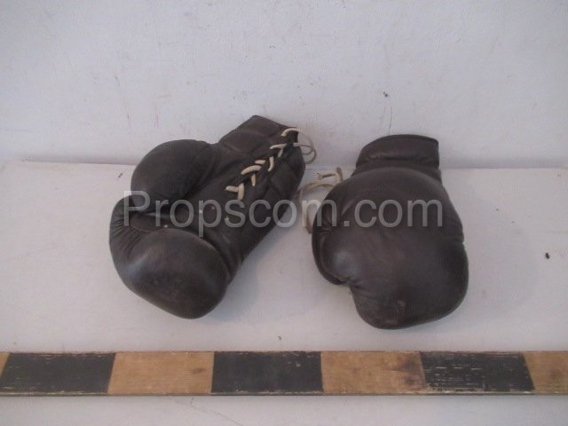 Boxing gloves