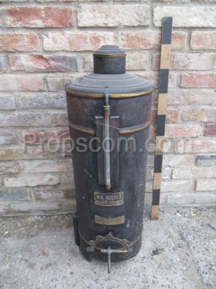 Rudolf oil tank