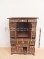 Chest of drawers decorated with oriental motifs