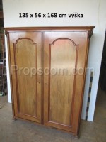 Double door wardrobe