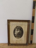 Foto einer Frau mit einem Kind in einem Rahmen