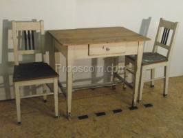 Stůl kuchyňský s židlemi 