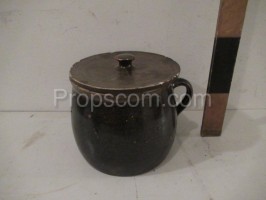 Pot with lid