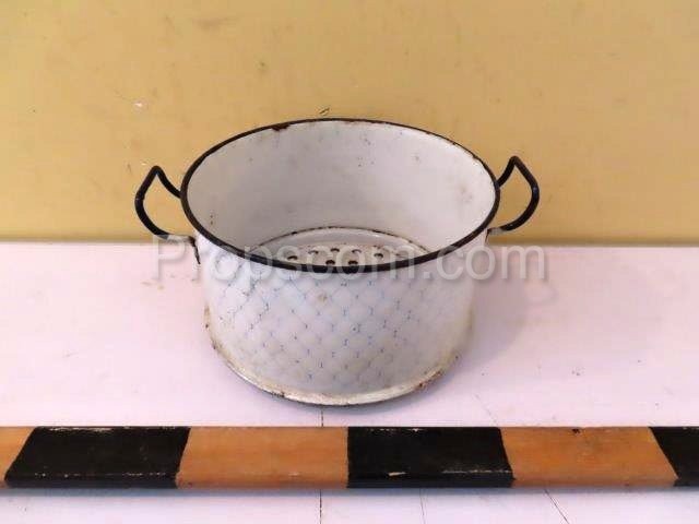 White enamel pot