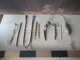 Surgical instruments