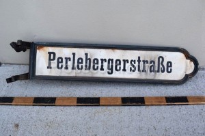 Hinweisschilder: Perlebergerstraße