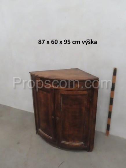 Corner cabinet