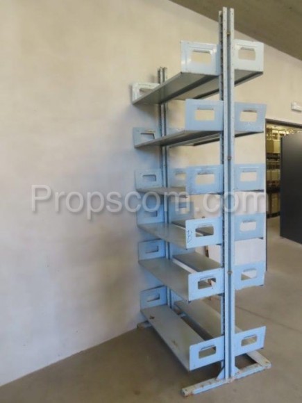 Spatial sheet metal shelf