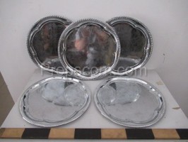 Round trays