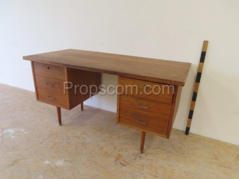 Write desk