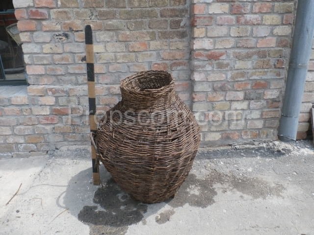 Large wicker container