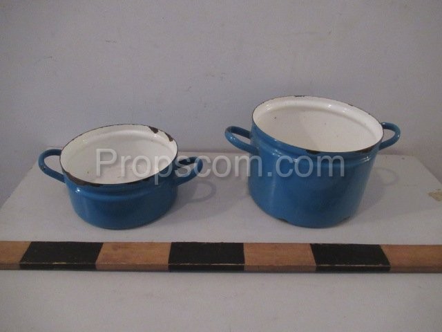 Enamel pots