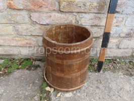 Wooden bucket