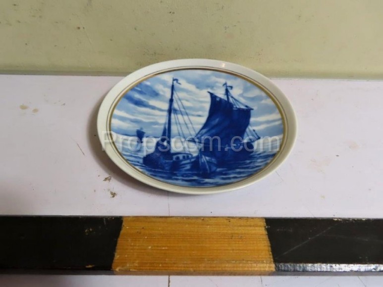 Decorative plate