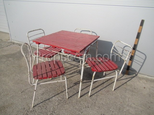 Red-white garden chairs