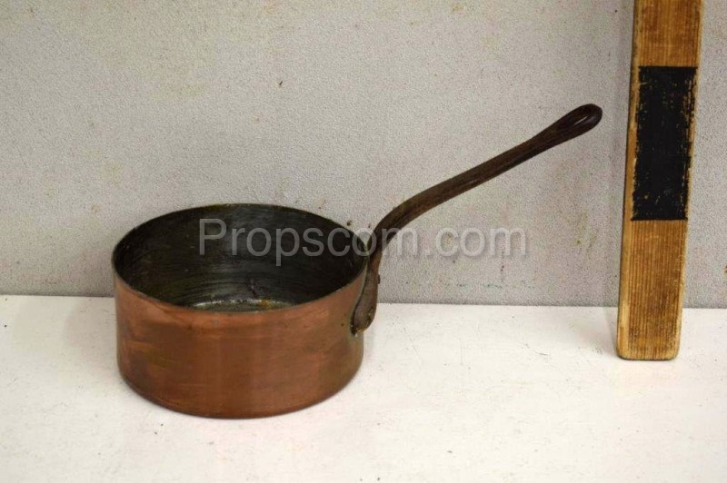 Copper saucepans set