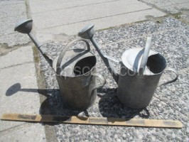 Garden watering cans