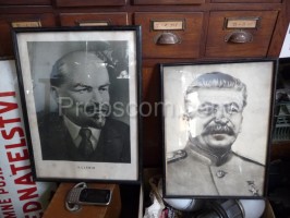 Glazed photos of Lenin and Stalin