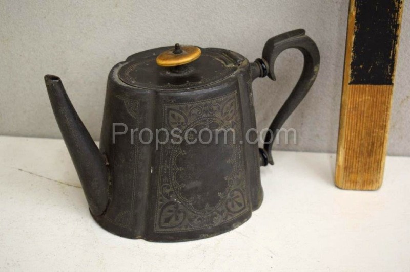 Tin teapot