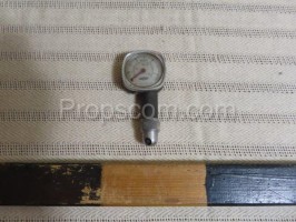 Pressure gauge