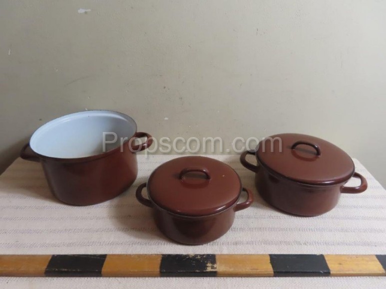 Pot brown enamel