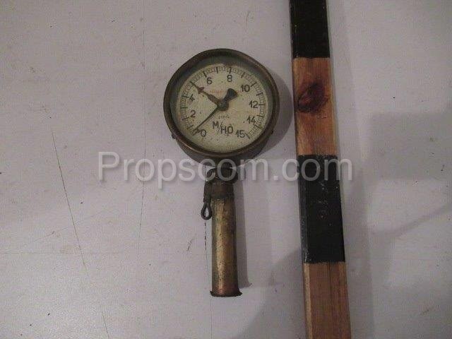 Pressure gauge