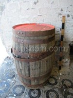 Barrel with forged hoops