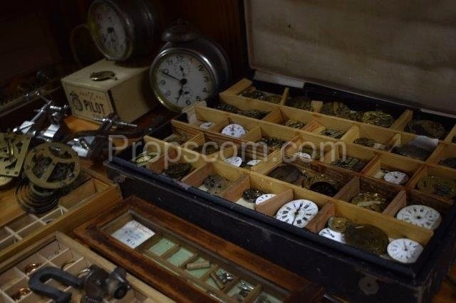 Watchmaking, watchmaker