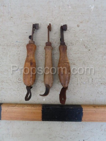 Shoemaking tools