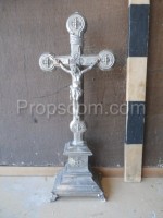 Table cross