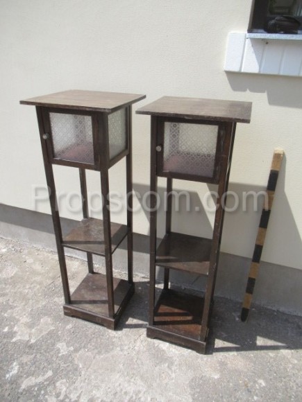 Flower tables with glass cabinet