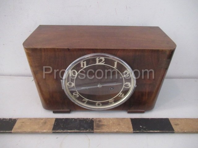 Table clock