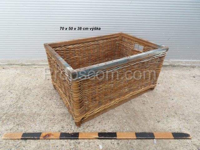 Wicker basket