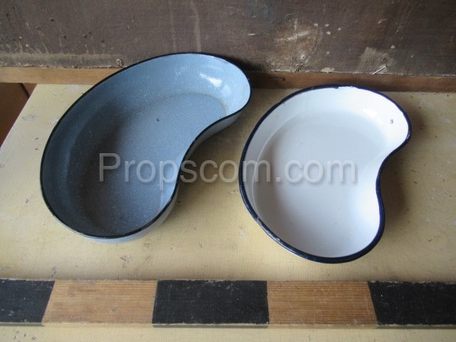 Enameled dish emitters