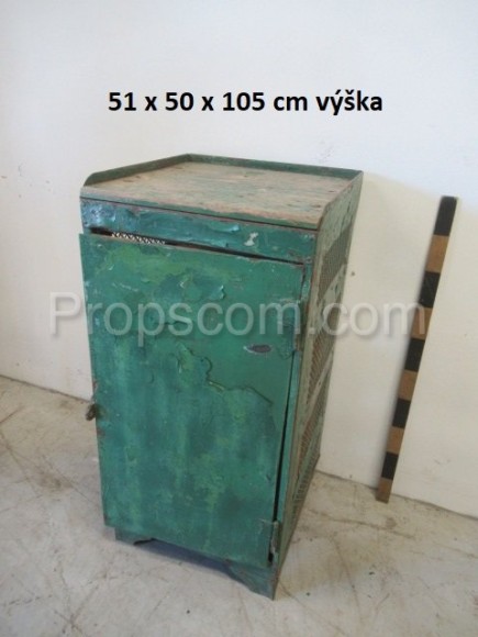 Workshop cabinet