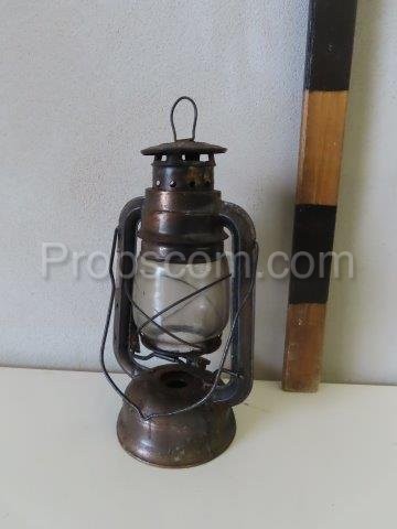 Oil lamp