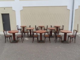 Kavárenský set 8 + 2 stoly