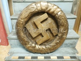 Wreath with swastika