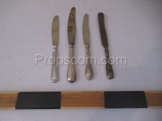 Cutlery knives