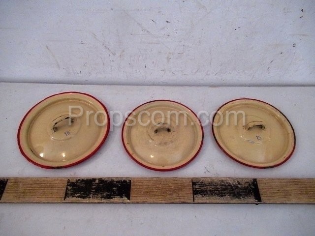 Enamel lids