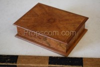 Jewelry box